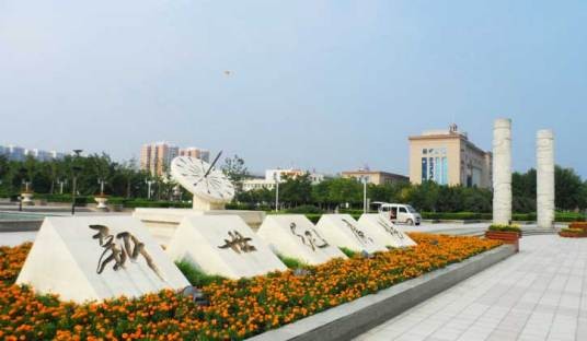 新世纪广场(江苏省如皋市新世纪广场)