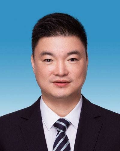 蔡毅(江苏省启东市委副书记,市人民政府市长、党组书记)