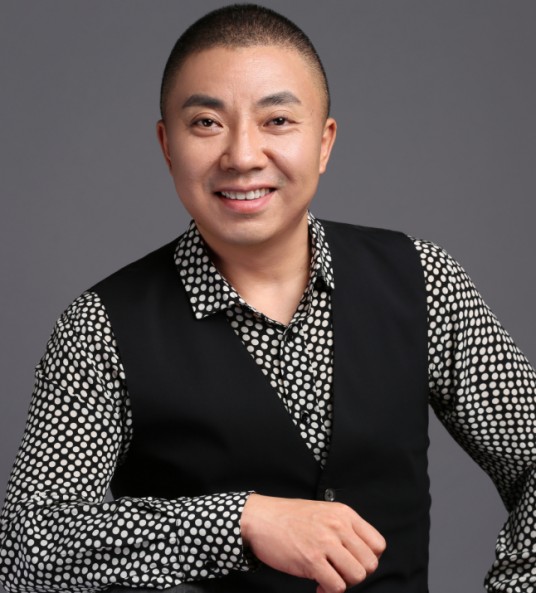 张庆（百庆集团董事长）