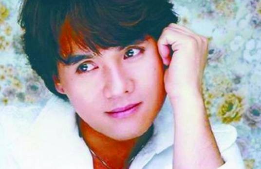 李昌容(韩国歌手)