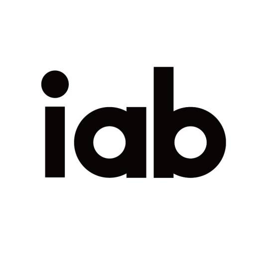 IAB(新锐设计师品牌)
