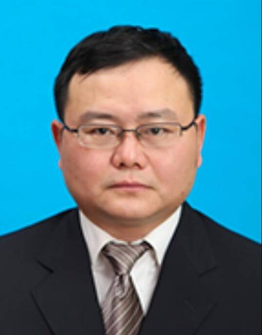 吴辉（重庆市财政局副局长）