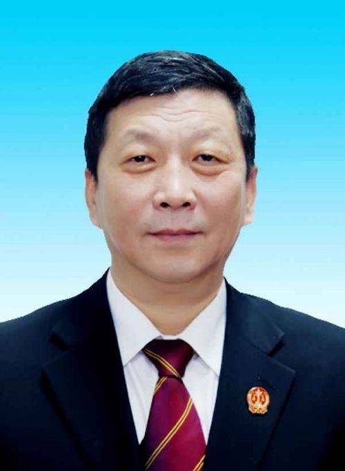 韩继伟（吉林省吉林市蛟河市人民法院原党组书记、院长）