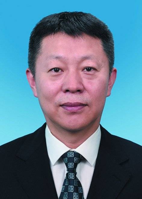 翟雪峰（东北林业大学党委常委、副校长）