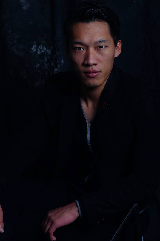 覃晶(中国演员、影视制作人、明星经理人)