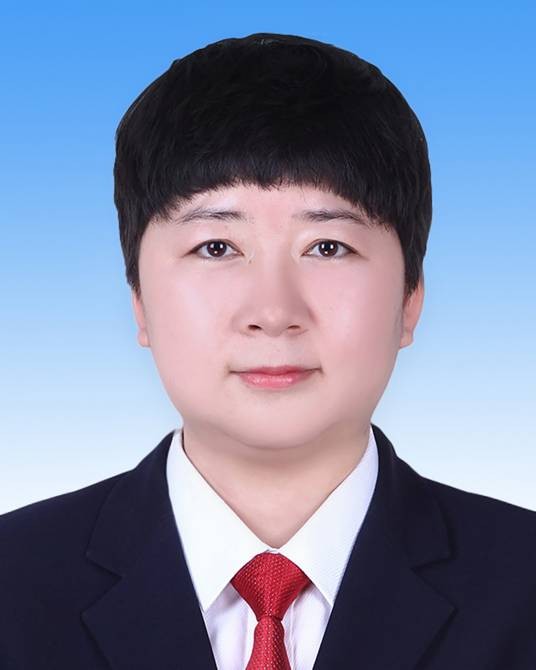 姜冰洁(内蒙古自治区阿拉善右旗旗委副书记,政府党组书记、旗长)