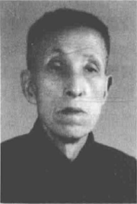 李桢（楚剧舞台美术设计师）