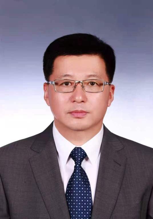 史保东(辽宁大学党委常委、副校长)
