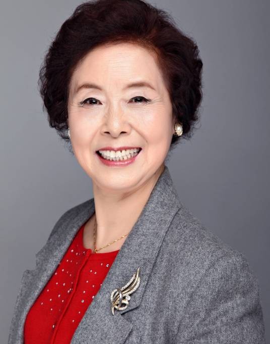 李秀美（中国钢琴教授）