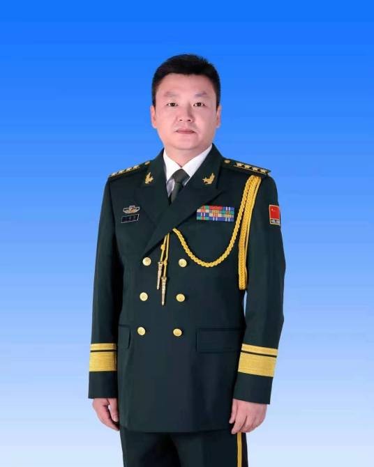 丁海明（国防部网、中国军网总编辑）