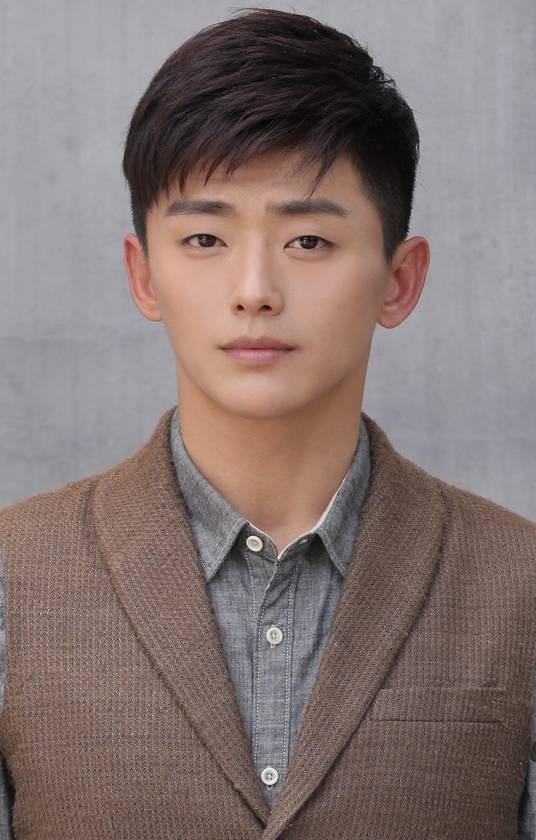 李德龙（中国内地影视男演员）