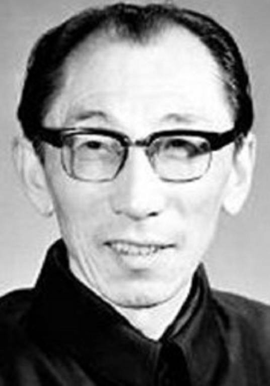 何可人(中国男导演、长春电影制片厂导演)