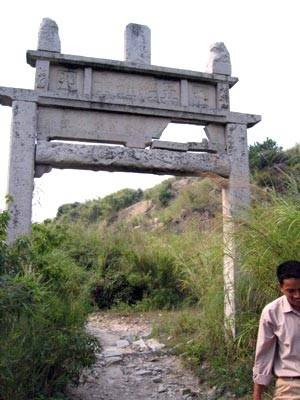 丰州村（福建省泉州市南安市丰州镇下辖村）