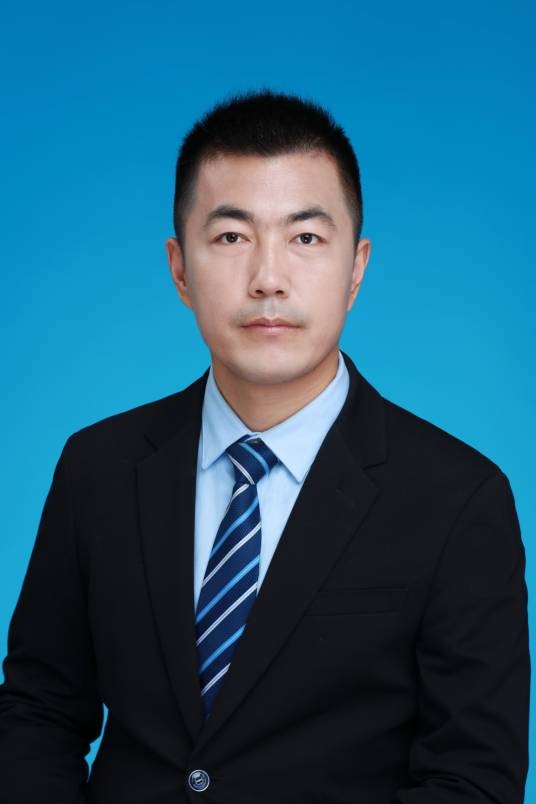 徐万海（天津大学讲席教授、国家自然科学基金青年科学基金项目（A类）获得者）