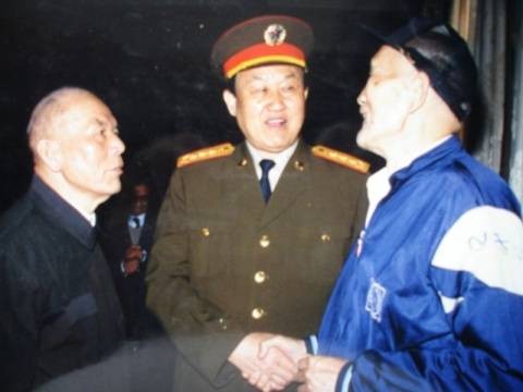 张敬一（海军政治部原主任）