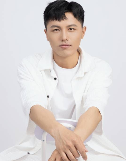 郑国锋（中国内影视男演员）