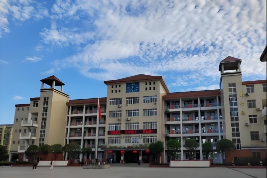 长沙市鹿芝中学