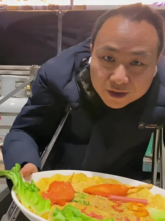 励志拐杖哥