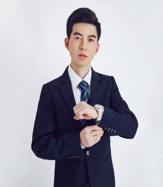 王兴（王兴教育集团创始人及董事长）
