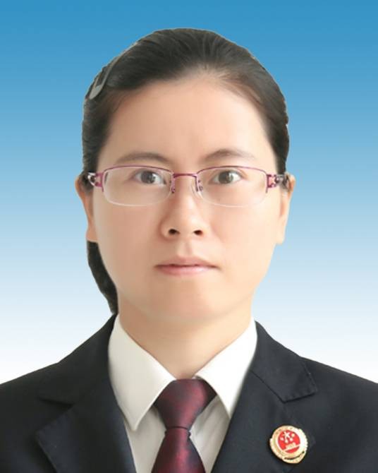 黄燕玲（江西省赣州市石城县人民检察院党组成员、副检察长）