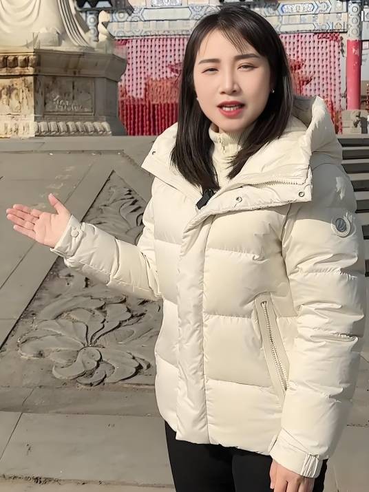 西安凌菲菲