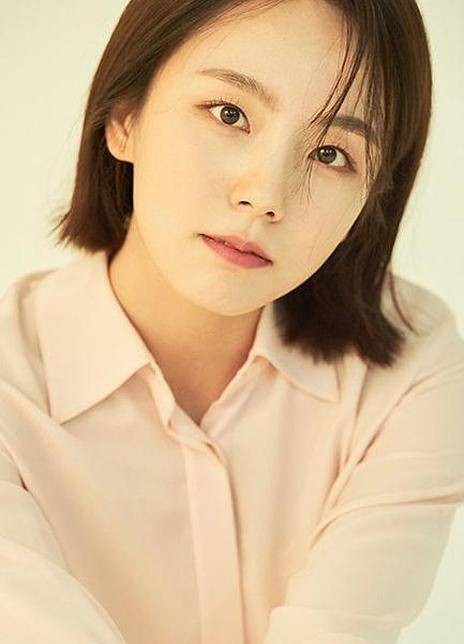 闵彩妍