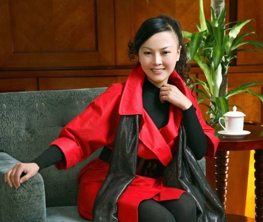 王晓梅（中国田禾房地产投资有限公司董事长）