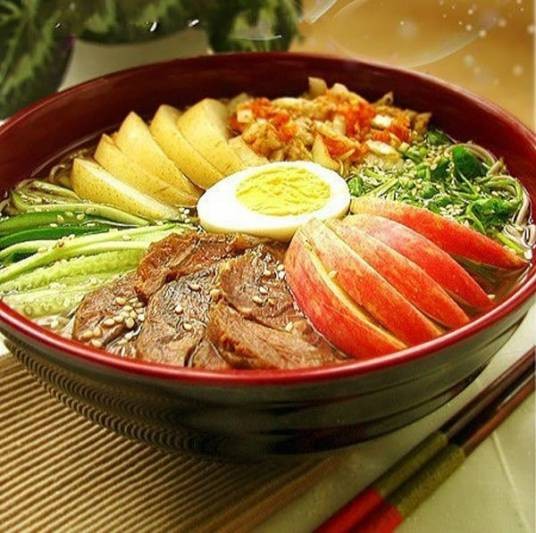 美味朝鲜冷面