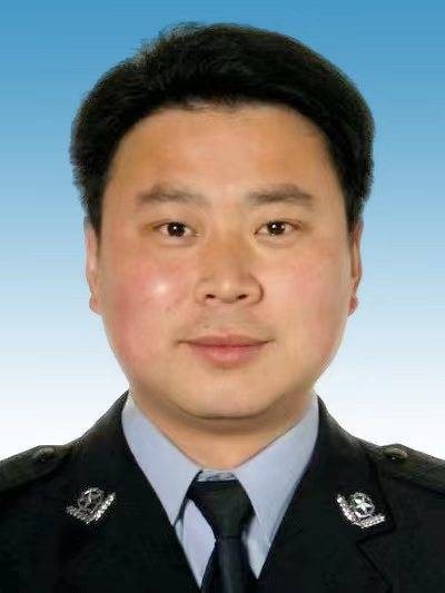 陈军（安徽省六安市金寨县政府副县长，金寨县公安局党委书记、局长、督察长）