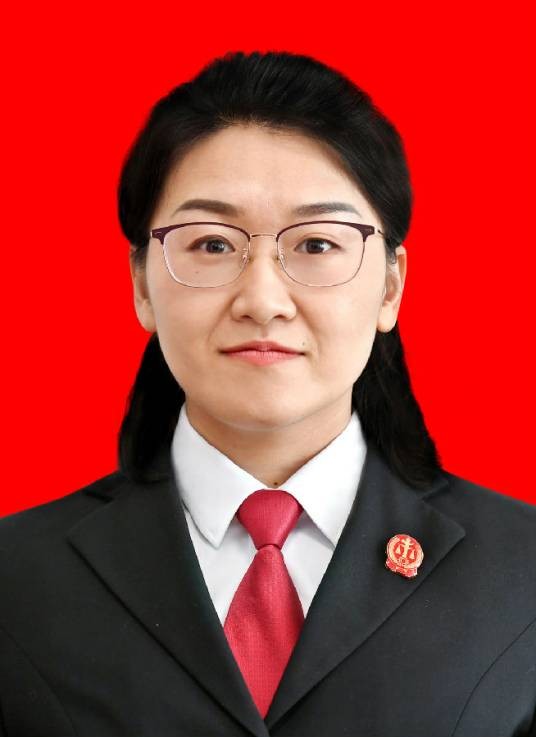 张玉卓(吉林省长春净月高新技术产业开发区人民法院分党组成员、副院长、审判委员会委员、审判员)