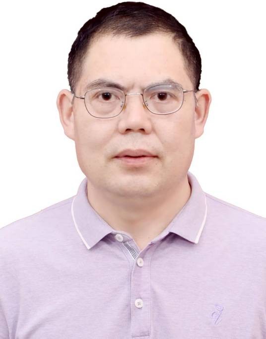 廖力生（江西省龙南中学教师）