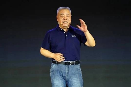 穆峰（长城汽车股份有限公司总经理）