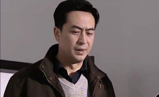 马其鸣（《神圣使命》中张嘉益饰演的政法委书记）