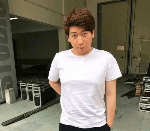 炫神（游戏解说主播）