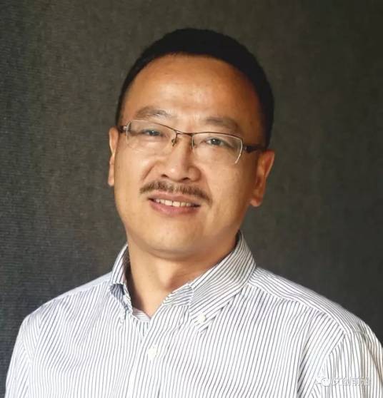 王国胜（清华大学美术学院长聘教授）