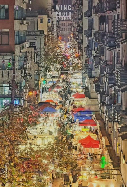 保成路夜市