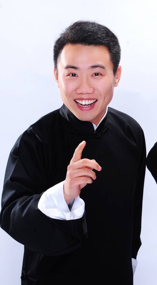 薛晓东（青年相声演员）