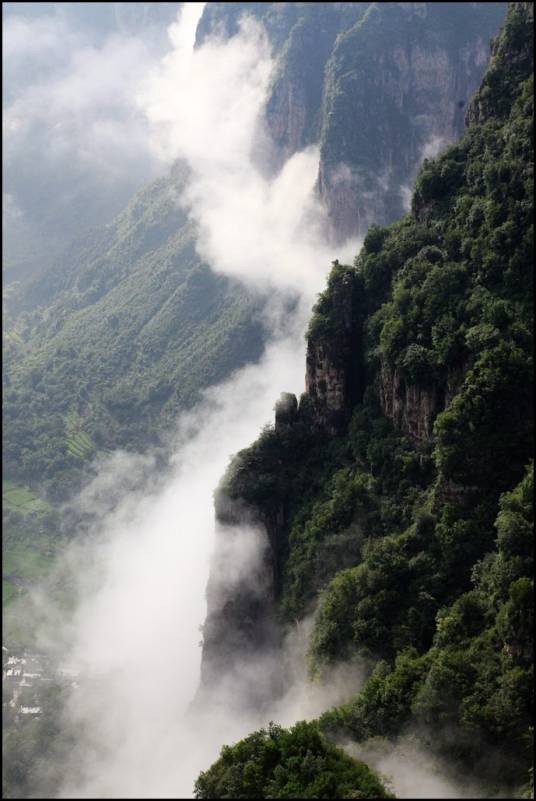 白云谷（山西平顺县东寺头乡宑底村）