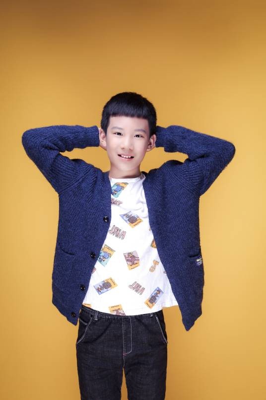 张展硕（少年音乐人、朗读者）