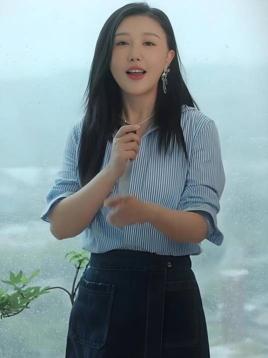 歌手蒋雪儿