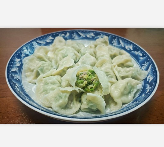 槐花猪肉水饺