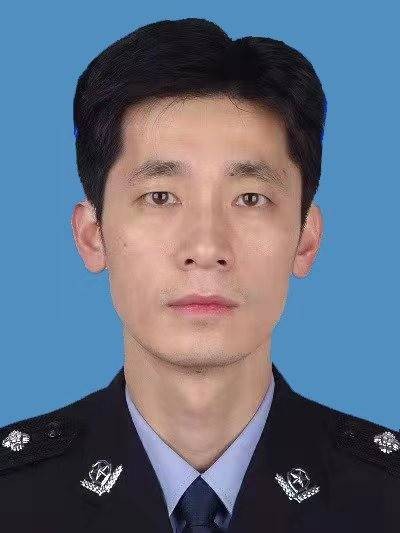 罗飞虎（湖南省醴陵市人民政府党组成员、副市长，市公安局局长）