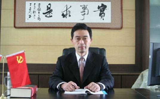 李铁（太和县第二中学校长）