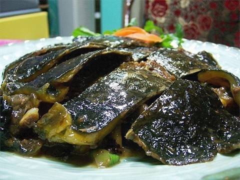 红焖水鱼
