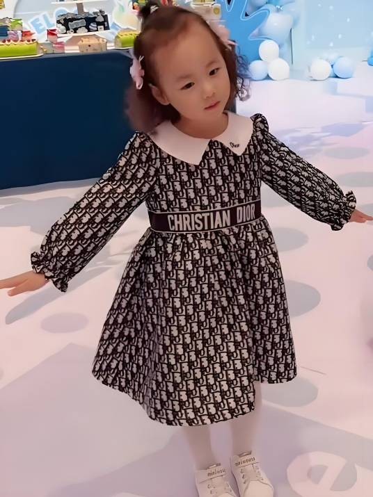 小影夫妇商行