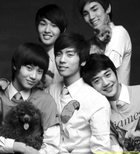 in my room（SHINee演唱歌曲）