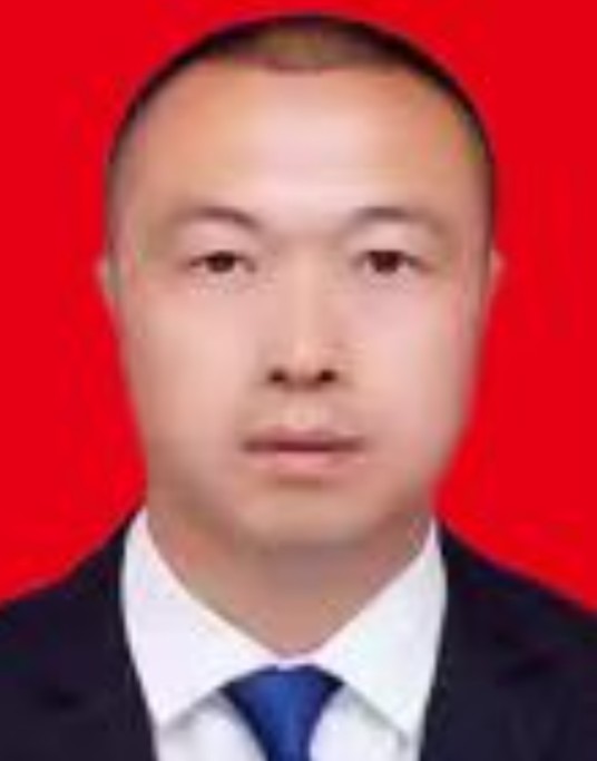 周国泰（湖北省恩施土家族苗族自治州鹤峰经济开发区党工委委员、纪工委书记）