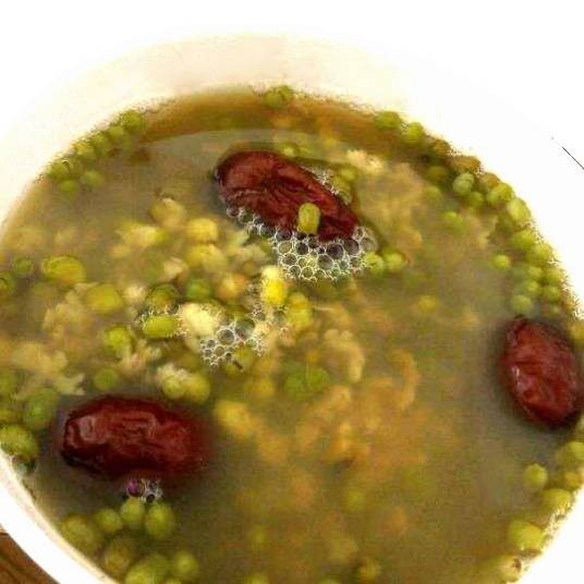 红枣绿豆汤