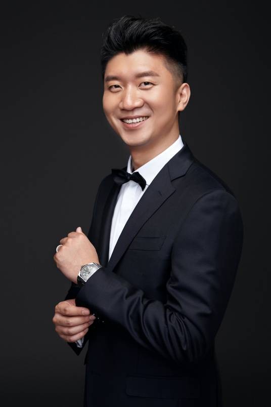 唐寅（中央民族歌舞团青年舞蹈家、导演、制作人）
