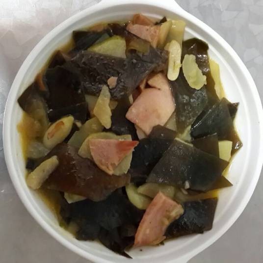 海带片炒土豆片